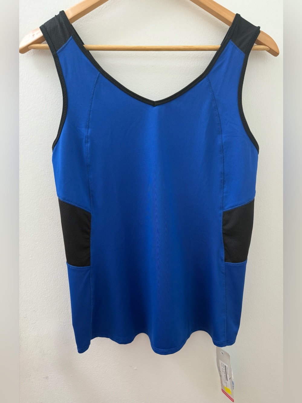 NEW! Lucky In Love Cobalt Blue Active Top Sz M Vaportex